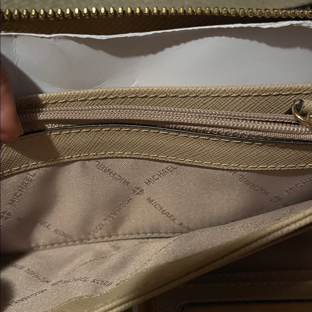 Michael Kors Beige and Brown Wristlet Wallet. NWOT - Picture 8 of 15